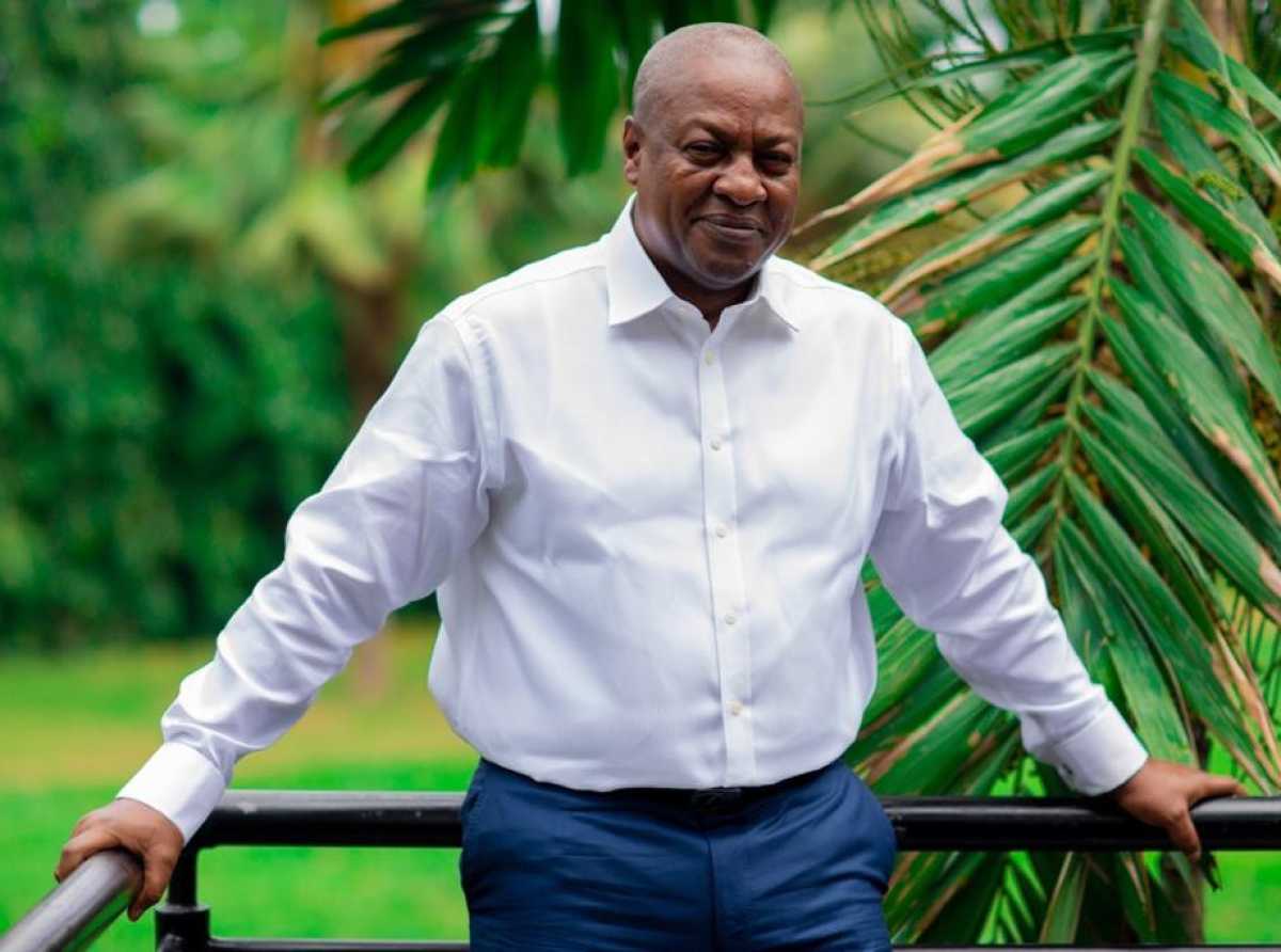 President Mahama calls for emergency Cabinet Meeting over rising fuel prices