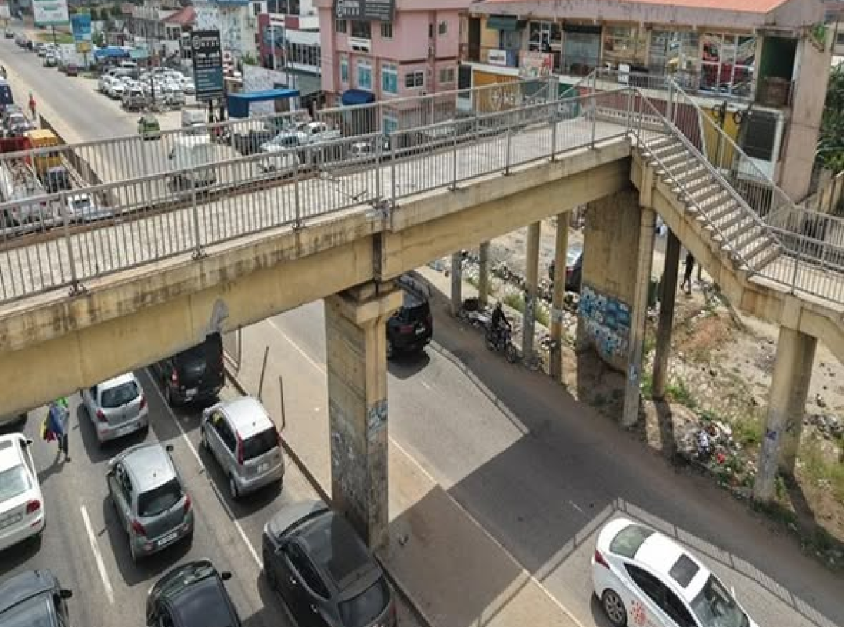 Dzorwulu footbridge to close for repairs after lowbed truck incident