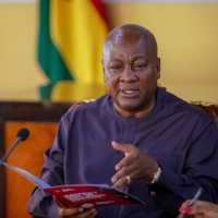Mahama vows to keep inflation in single digits after sharp decline