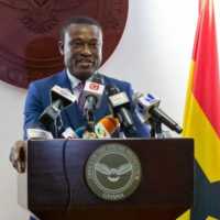 Supreme Court admits 14 CSOs in OSP’s constitutionality case