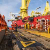 Oil extends slide on expectations of smoother crude flows via Hormuz
