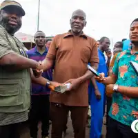 Mayor of Accra supports flood victims in four communities with GH¢132,000