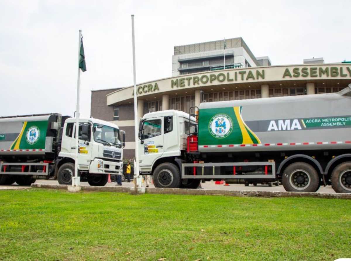 AMA outdoors 2 new compactor trucks to strengthen waste collection