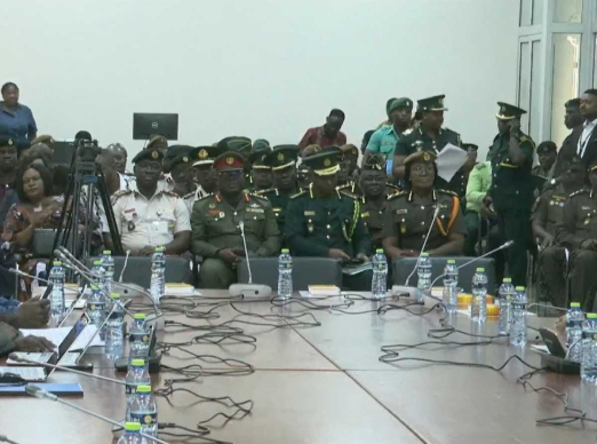 2 Immigration officers who received unearned salaries of up to GH¢57,006 given Nov 7 deadline to refund